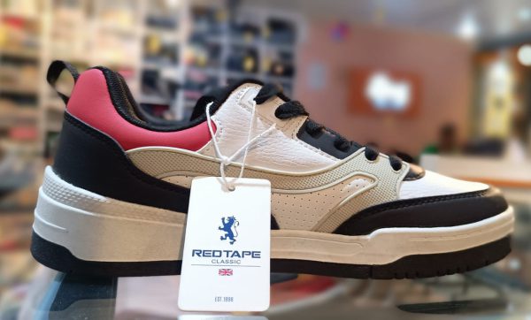 RedTape Sneaker Shoes - Image 2